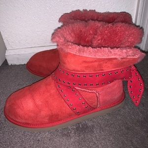 Ugg Cameron lipstick boots
